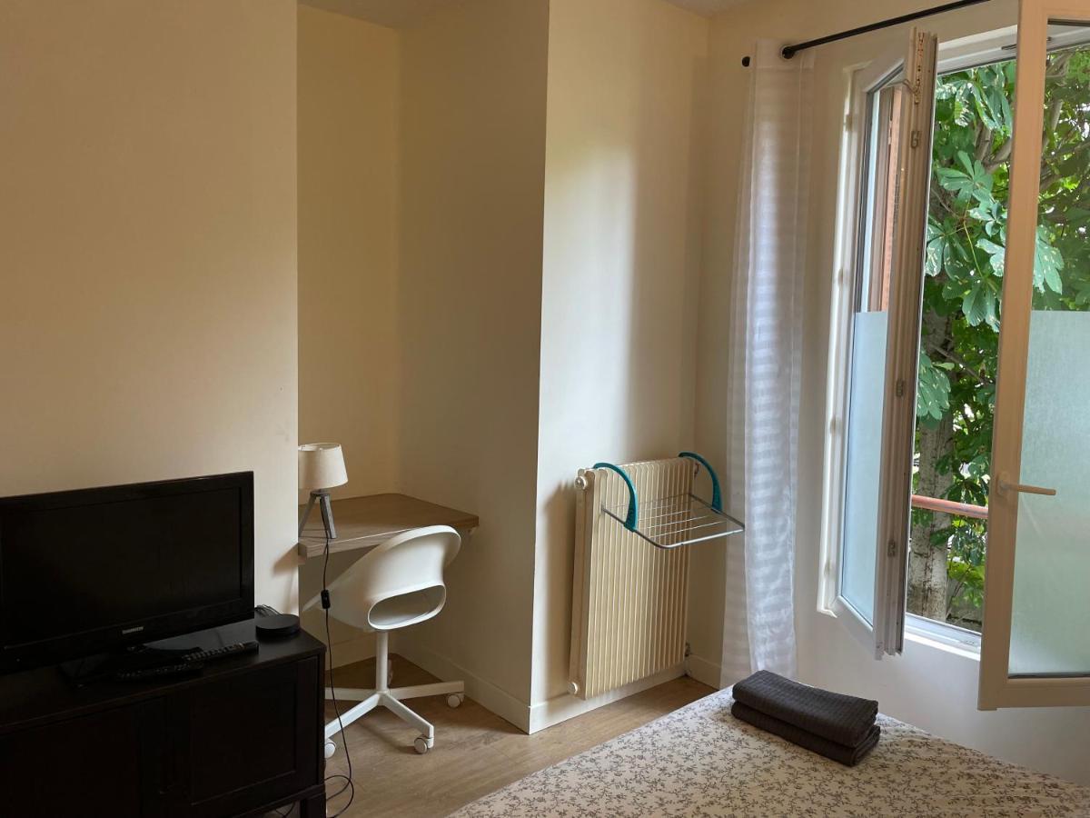 Chambre Dans Une Maison Partagee Neuilly sur Marne Bagian luar foto