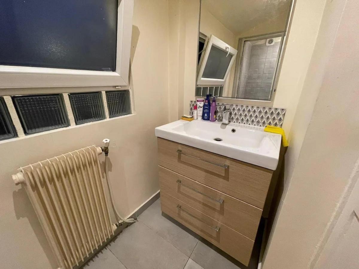 Chambre Dans Une Maison Partagee Neuilly sur Marne Bagian luar foto