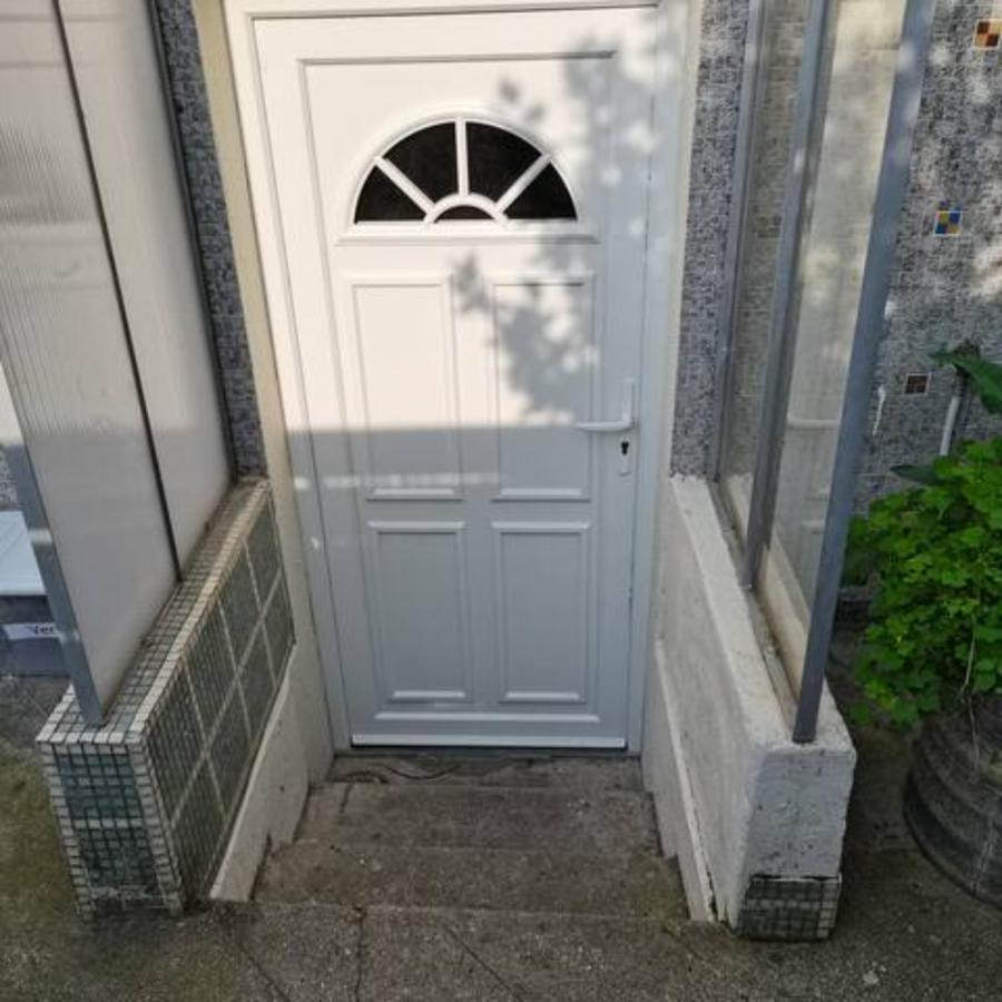 Chambre Dans Une Maison Partagee Neuilly sur Marne Bagian luar foto