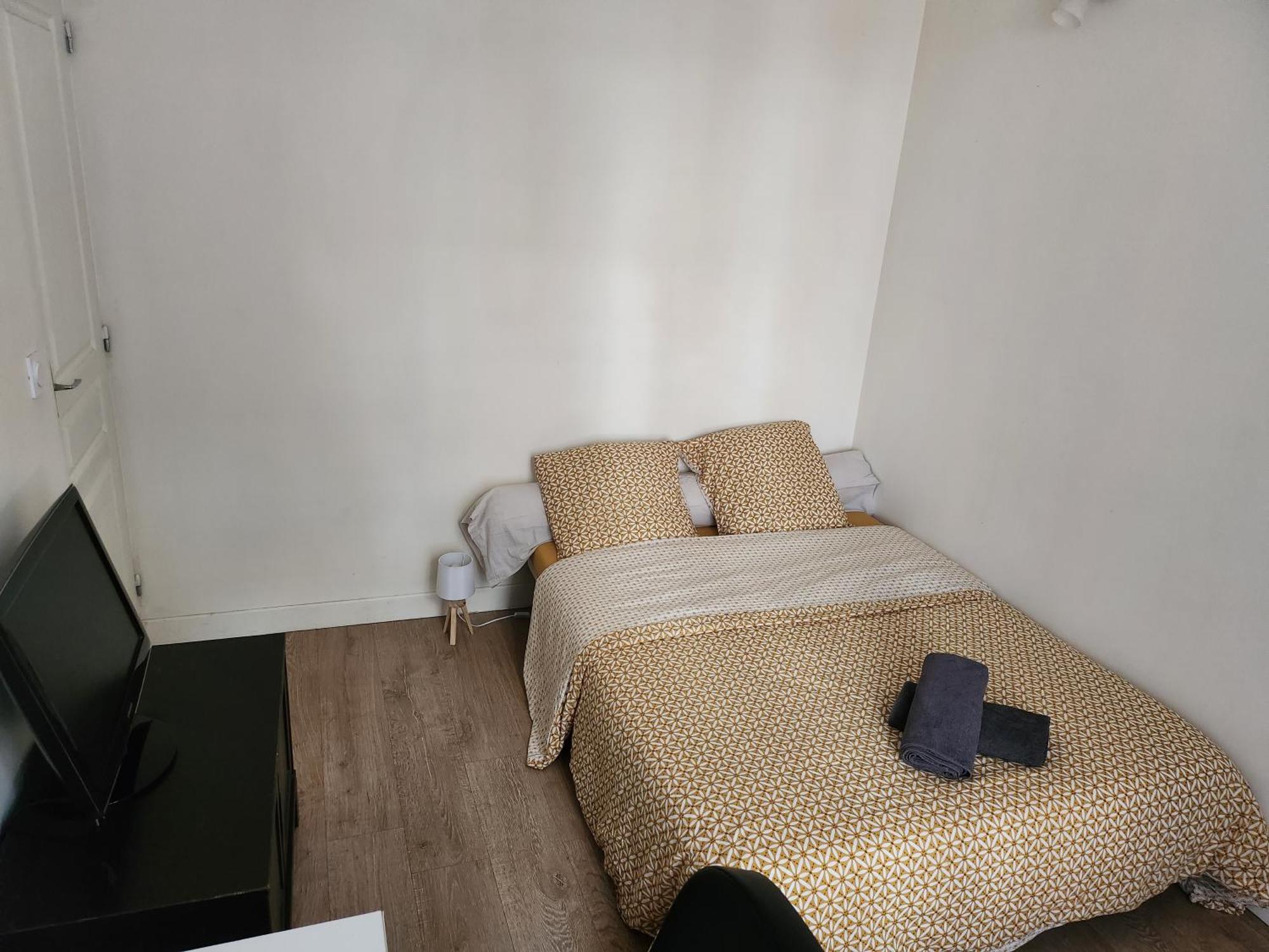 Chambre Dans Une Maison Partagee Neuilly sur Marne Bagian luar foto
